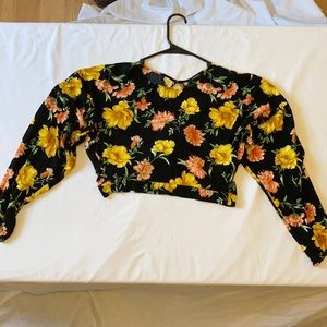 Long Sleeve Open Back Floral Crop Top